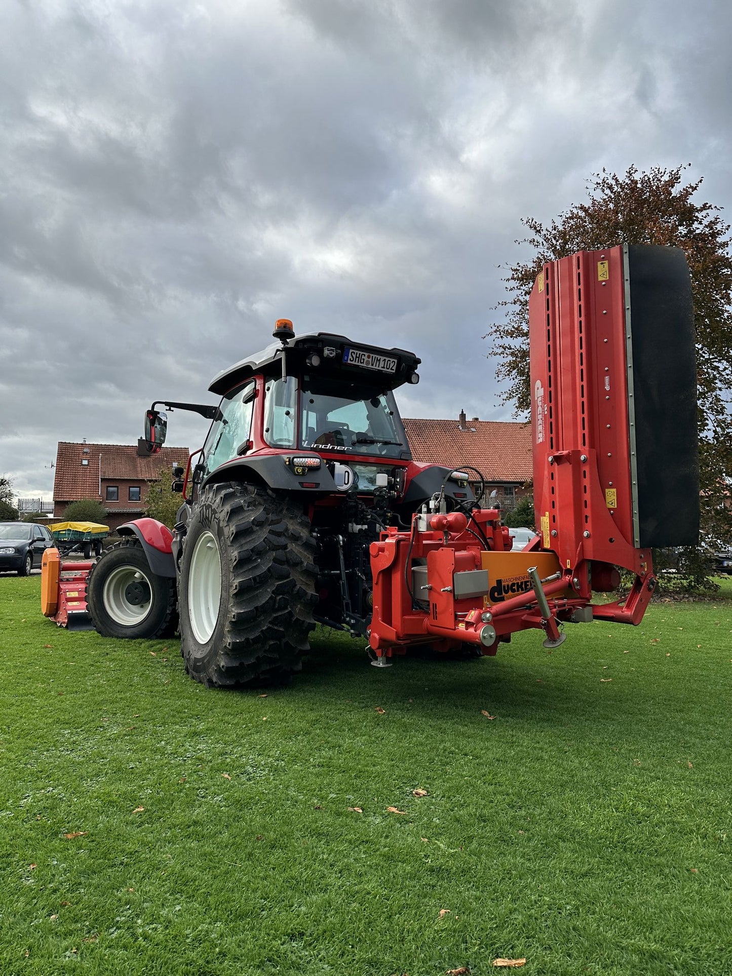 Lintrac 100 4-Rad Lenkung Traktor