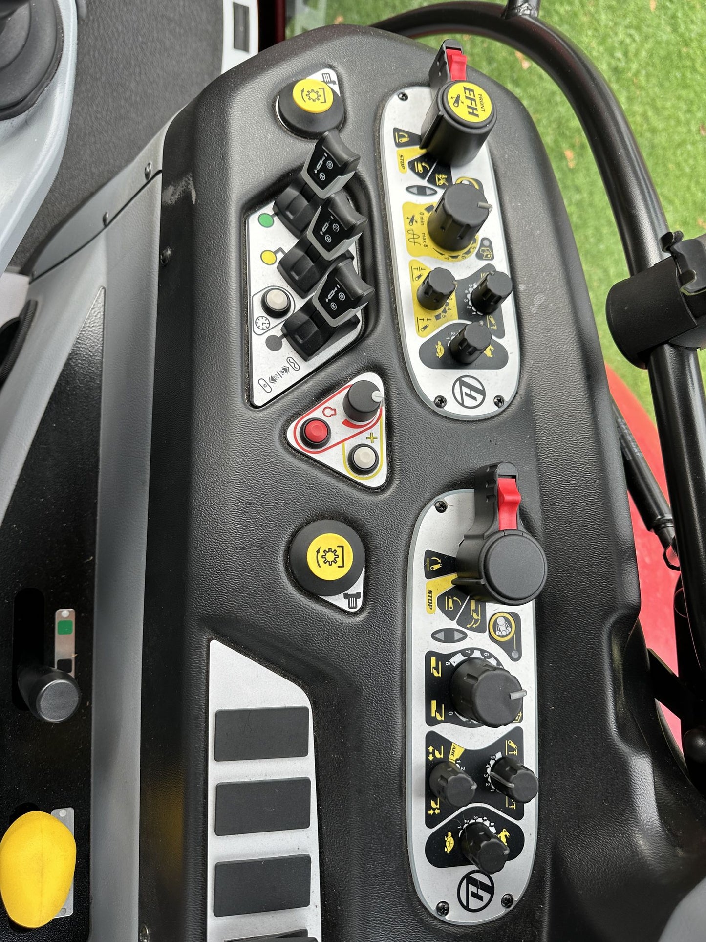 Lintrac 100 4-Rad Lenkung Traktor