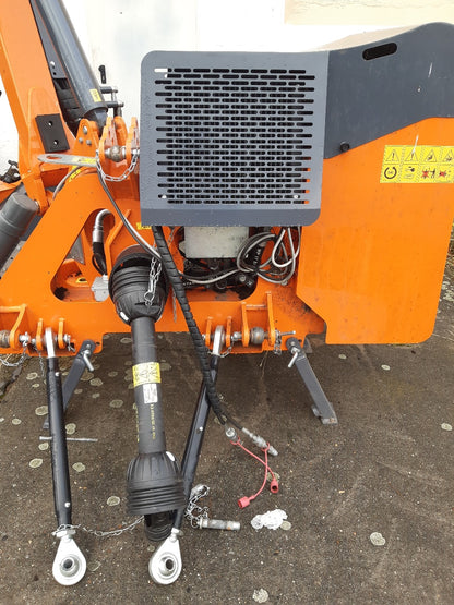 Ferri TSH 720Z Mähausleger mit Schlegelmähkopf