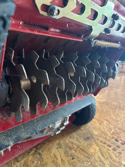 Hydraulisches Nachsaatgerät 23512 Vorführgerät