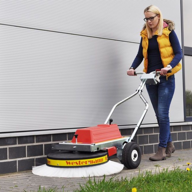 Westermann WR 870 Akku Radialbesen inkl. Ladegerät