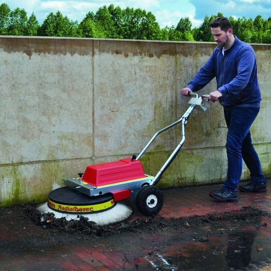 Westermann WR 870 Akku Radialbesen inkl. Ladegerät
